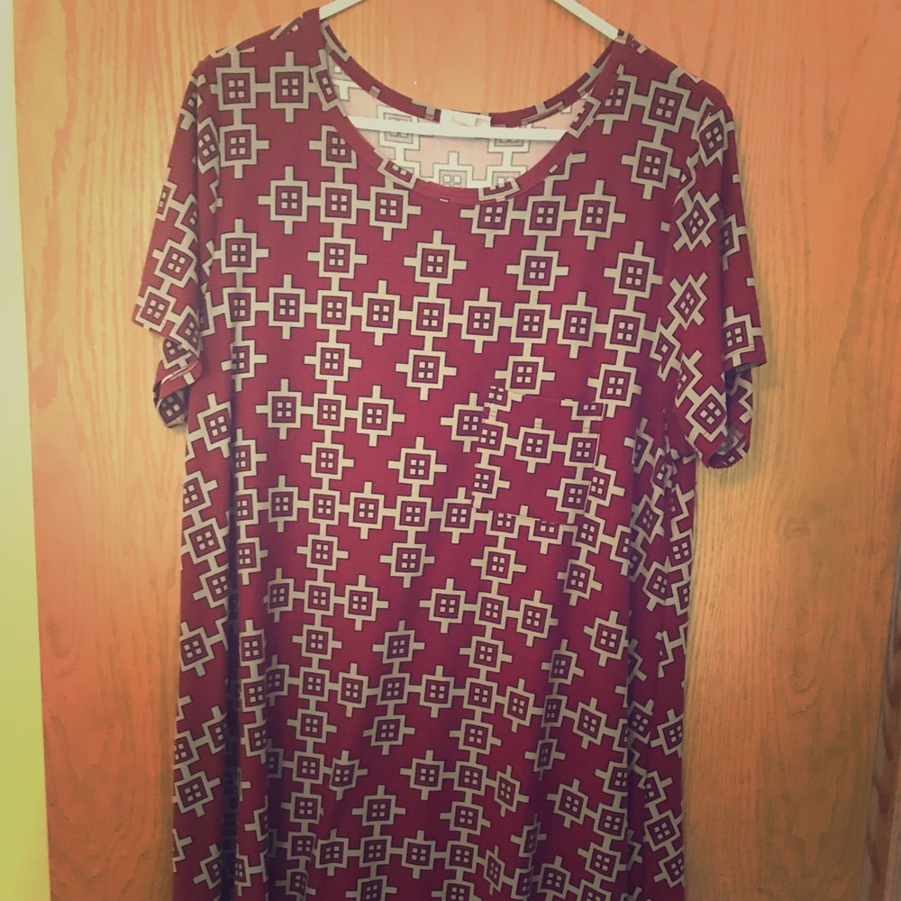 LulaRoe Carley. Size Large.